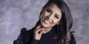 Carolina Alvarado International Makeup Academy   Academy Make Up | Depilación con Hilo y Extensiones de Pestañas | - Los Dolores